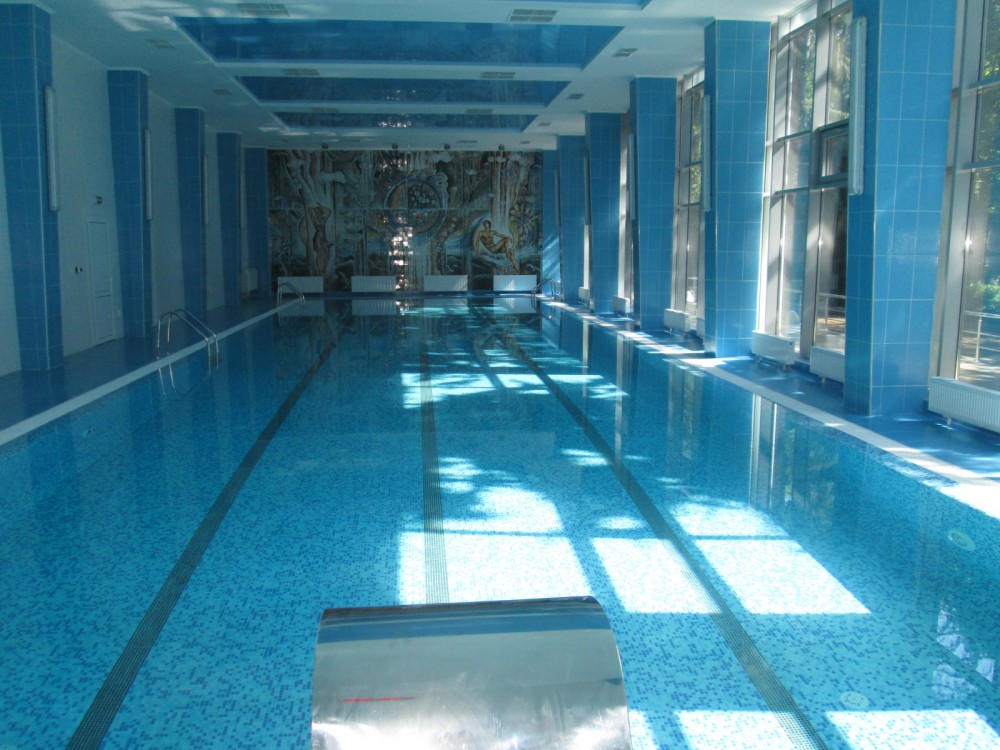 Новый современный бассейн, санаторий "Шахтер" г.Ессентуки